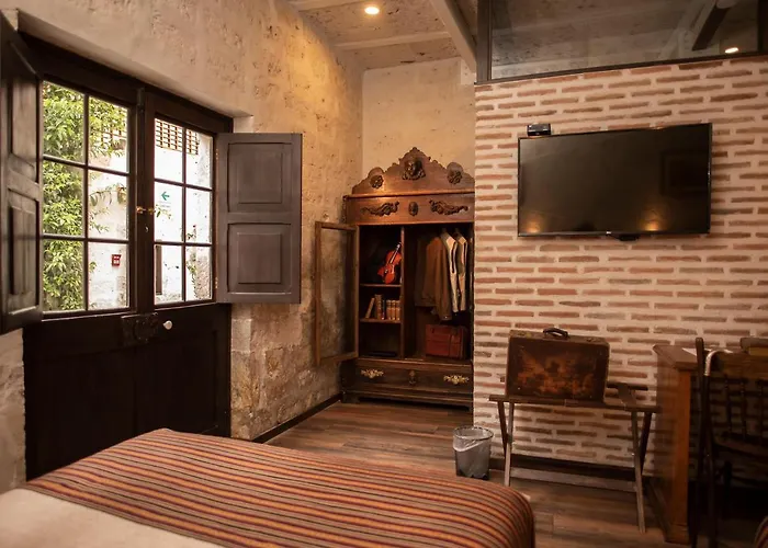 Acolpacha Tambo Boutique
